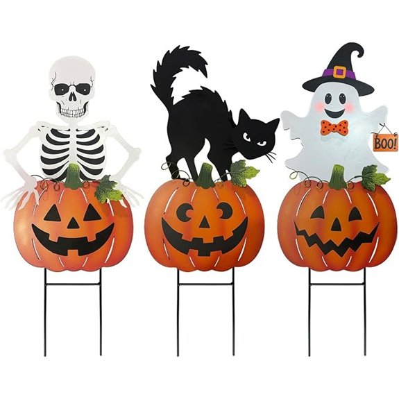 20 Best Halloween Yard Stakes That'll Spook Your Neighbors for All the Right Reasons 3 halloween yard decor